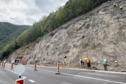 Lucrări pe Valea Oltului: Camioanele sunt interzise