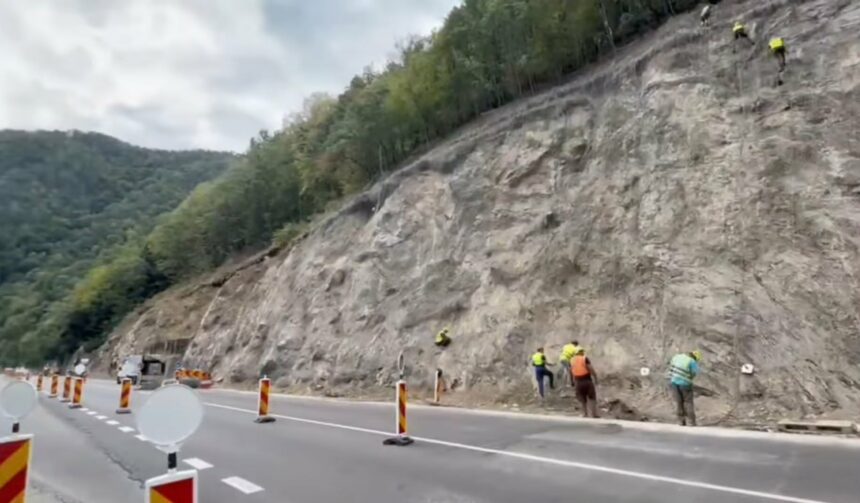 Lucrări pe Valea Oltului: Camioanele sunt interzise