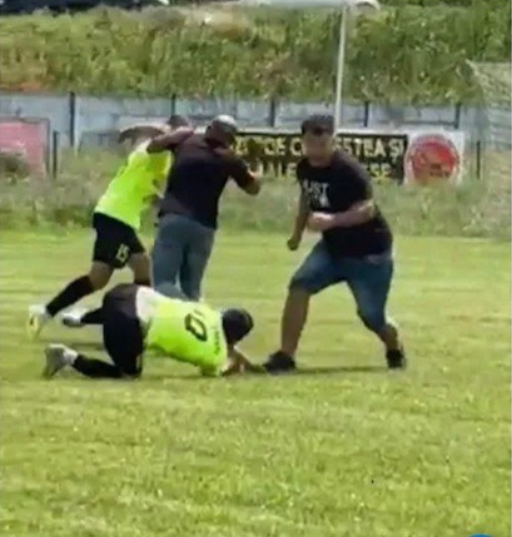 Bătaie la fotbal în Vâlcea: Jucător la spital, agresor reținut