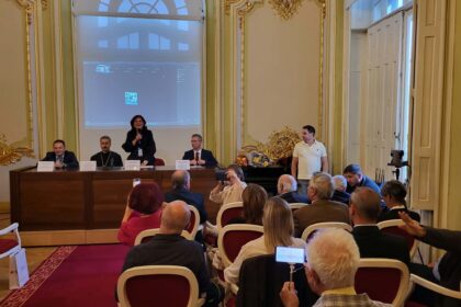 Eveniment internațional la Craiova. Cercetători din 9 țări se reunesc la Congresul de Istorie a Presei
