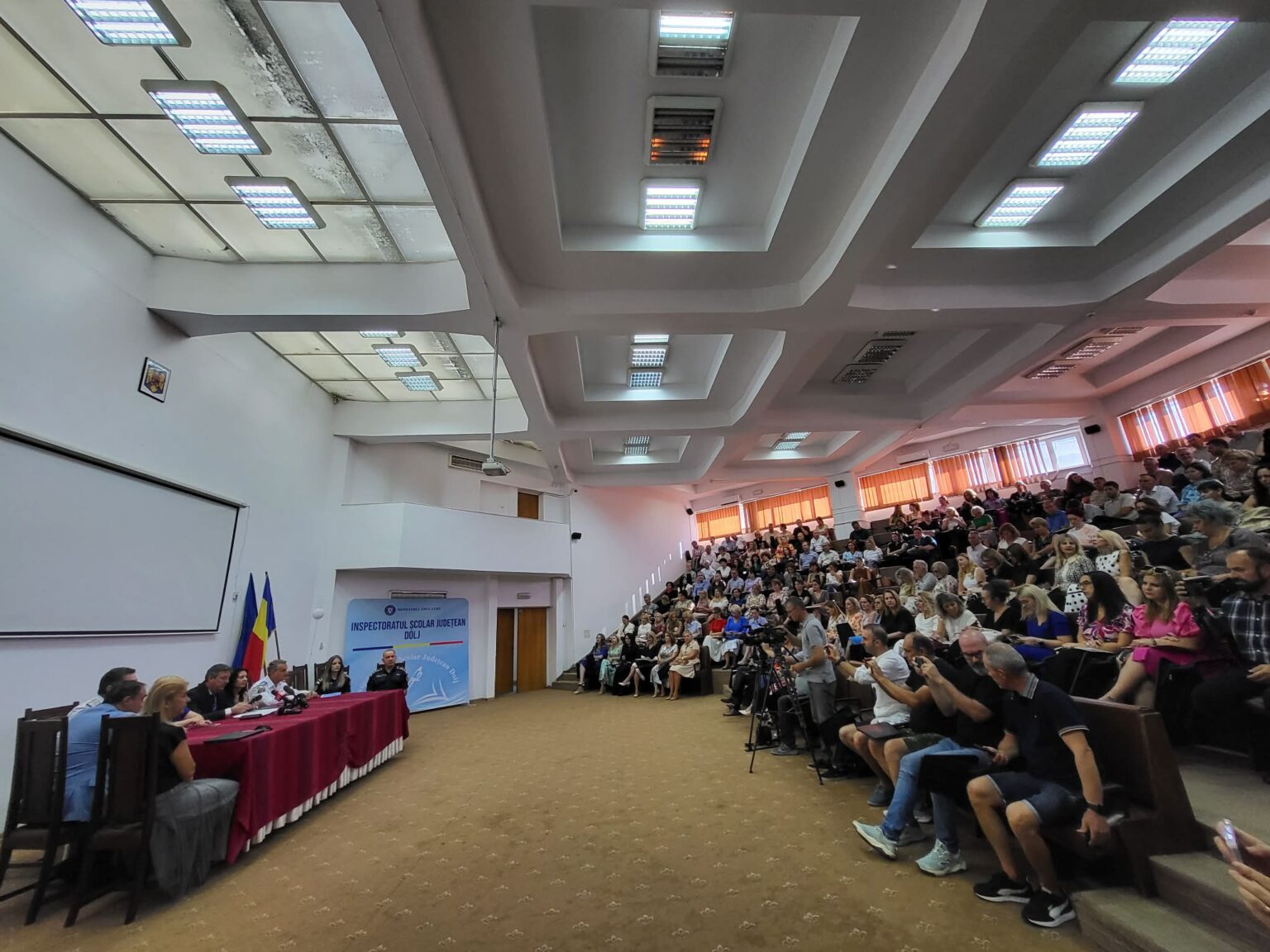 Începe anul școlar 2026-2027 în Dolj: Câți elevi sunt așteptați în bănci