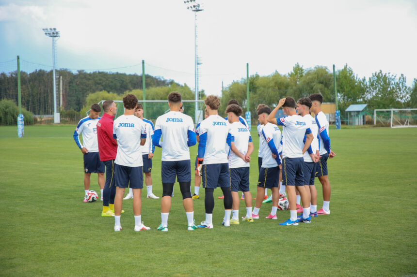 Naționala U18 s-a reunit înaintea Turneului celor 4 Națiuni. Universitatea Craiova a trimis doi jucători la lot