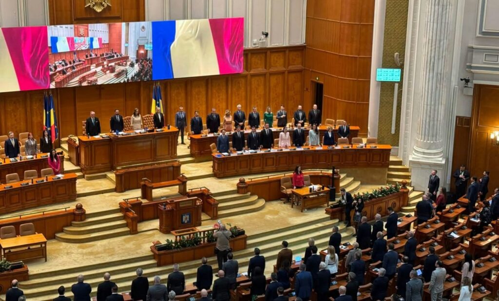 Guvernul Mureșan a picat la vot în Parlament - Jurnalul Olteniei – Știri din Craiova și Oltenia Guvernul Mureșan a picat la vot în Parlament