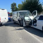 Accident cu trei mașini în Brebeni: O victima la spital