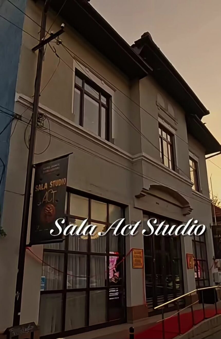 Studio ACT, noua sală a Teatrului „Elvira Godeanu” din Târgu Jiu, a fost inaugurată.