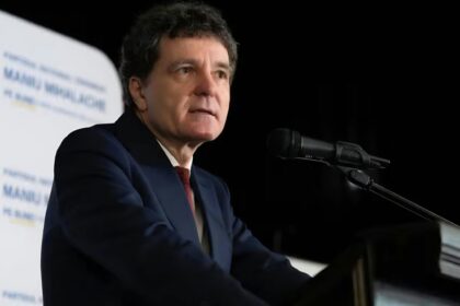 Nicușor Dan în Bloomberg: România rămâne alături de Kiev