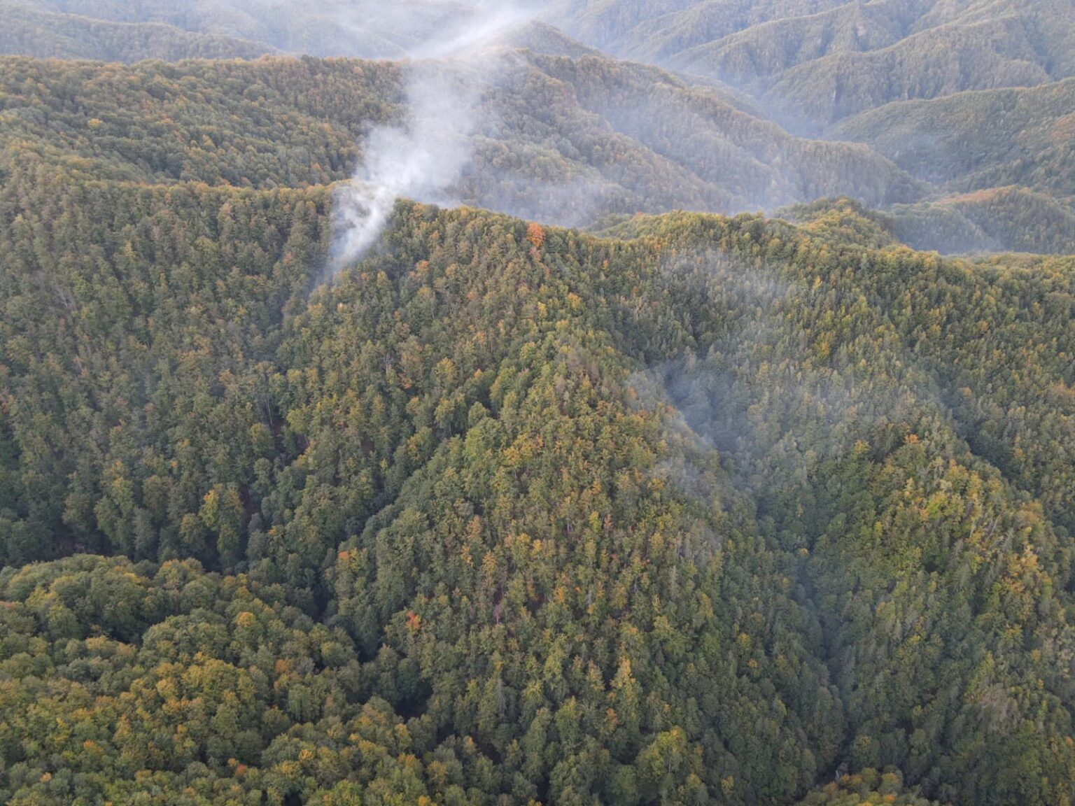 Vâlcea: Incendiul de la Băile Olănești, nestins de 9 zile