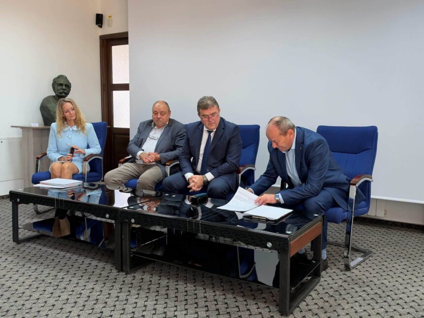 Nicolae Drăghiea rămâne la conducerea Muzeului Porților de Fier