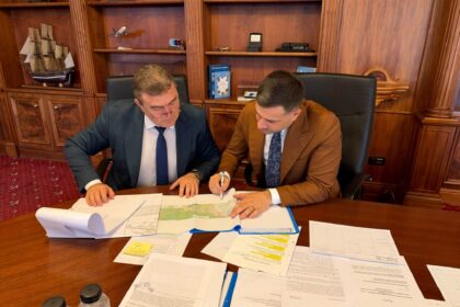 Mehedinți: drumuri de mare viteză și trenuri modernizate