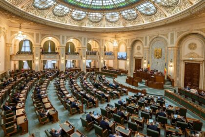 Senatorii, prezență minimă în Parlament! Cât au plătit pentru chiul. Foto: Facebook