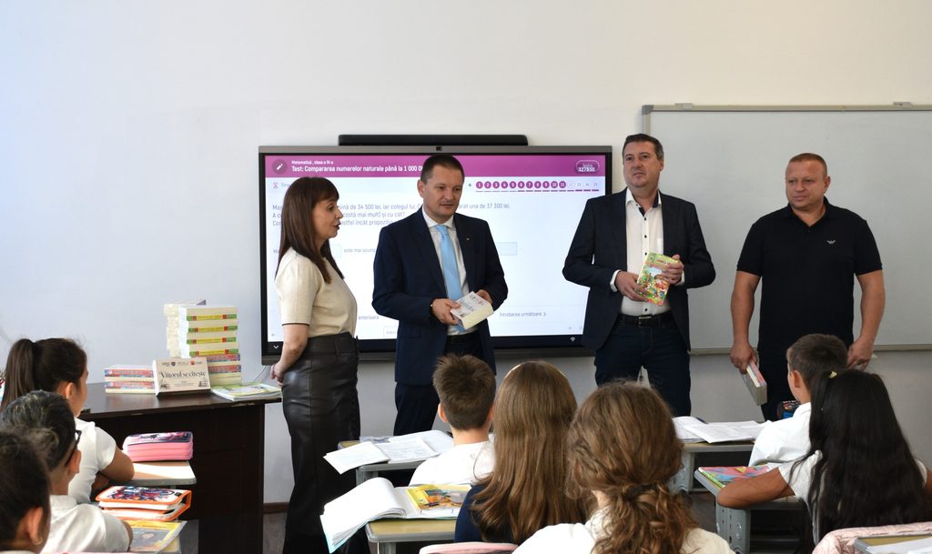 CJ Dolj vrea să extindă campania de lectură pentru copii