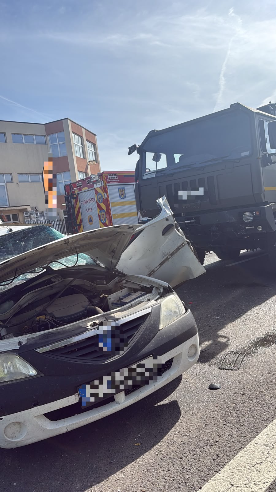 Accident grav pe DN7, la Râmnicu Vâlcea. Trafic îngreunat