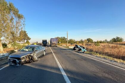 Accident pe DN 6, la Leu: Doi șoferi au ajuns la spital