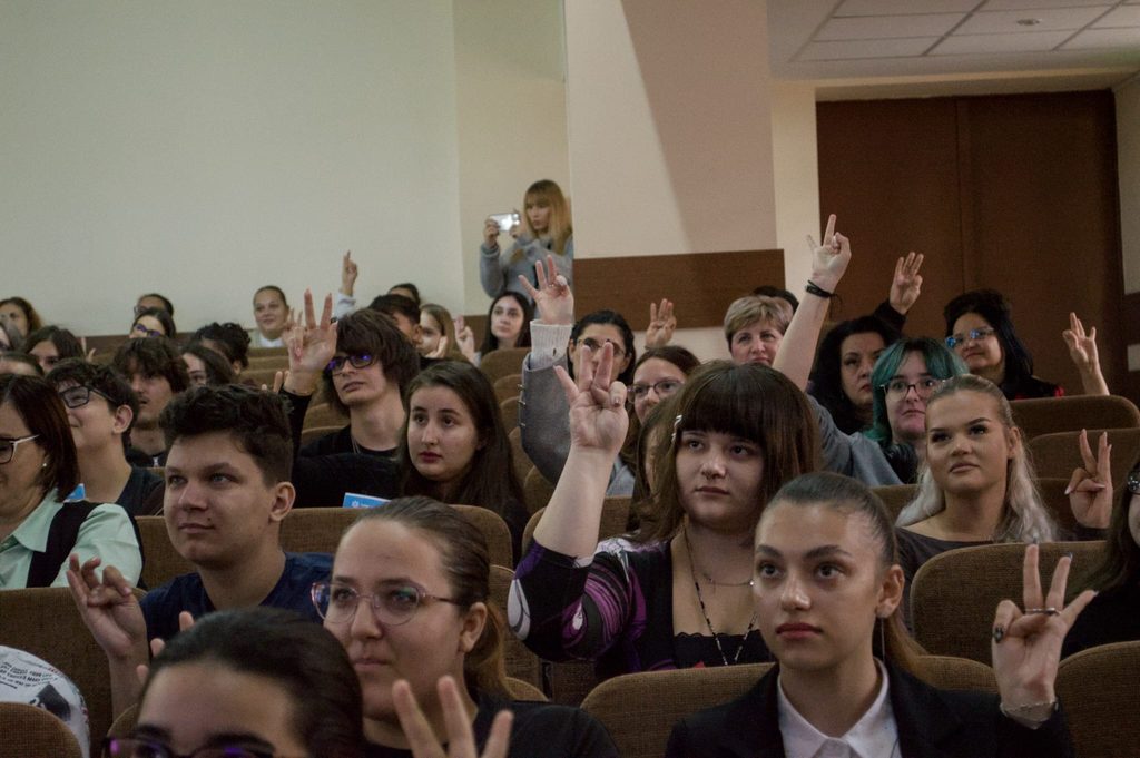 Erasmus Days în Dolj: 130 de participanți au descoperit oportunități europene - Jurnalul Olteniei – Știri din Craiova și Oltenia Erasmus Days în Dolj: 130 de participanți au descoperit oportunități europene