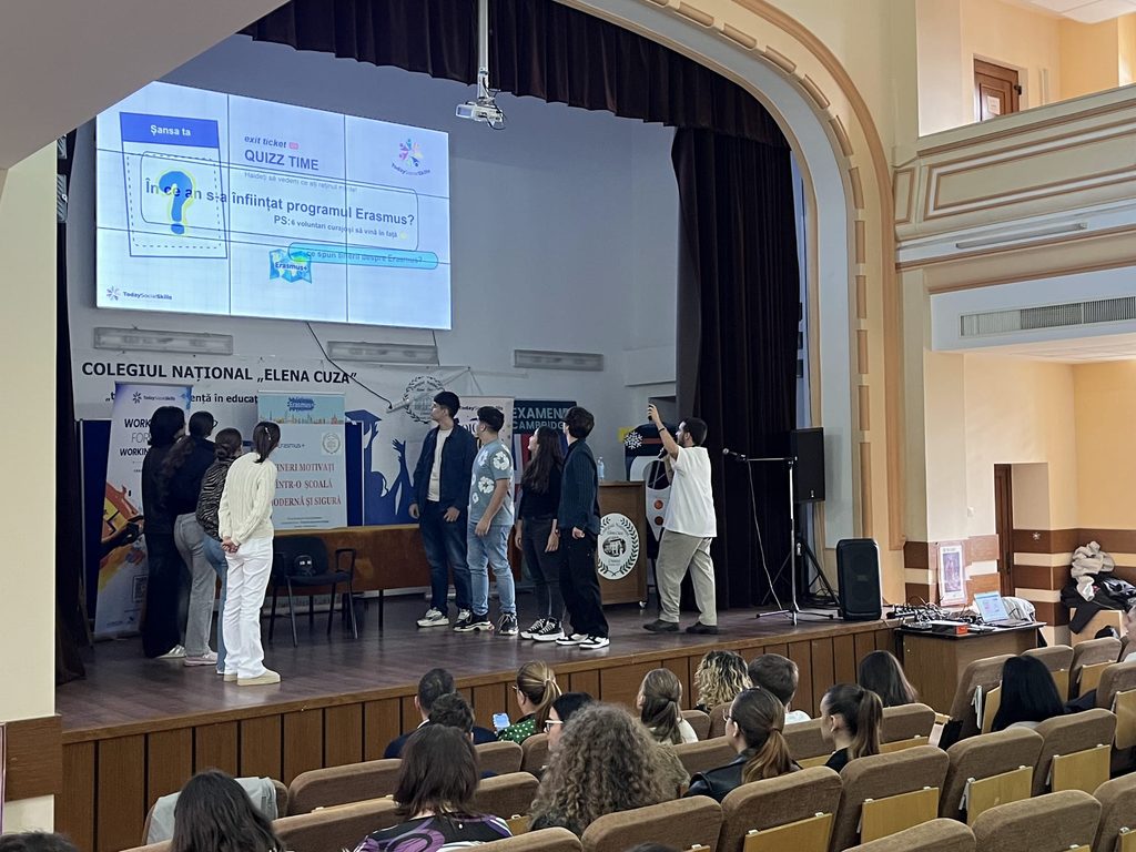 Erasmus Days în Dolj: 130 de participanți au descoperit oportunități europene - Jurnalul Olteniei – Știri din Craiova și Oltenia Erasmus Days în Dolj: 130 de participanți au descoperit oportunități europene