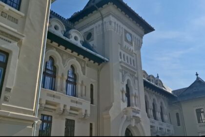 Craiova: Palatul Administrativ, sfințit după reabilitare