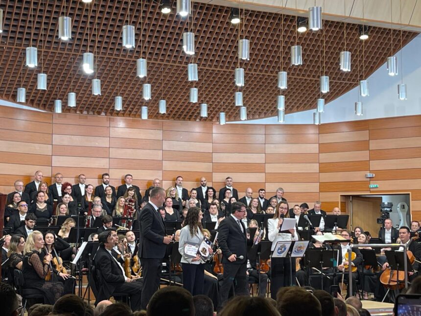 Gala Excelenței din Oltenia a premiat elevii de top