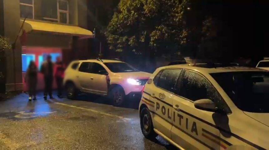 Tânăr reținut în Craiova după ce a bătut un bărbat