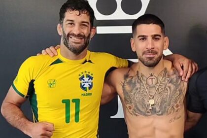 Mathias Ribeiro (dreapta) şi Ilia Topuria (campion mondial UFC)