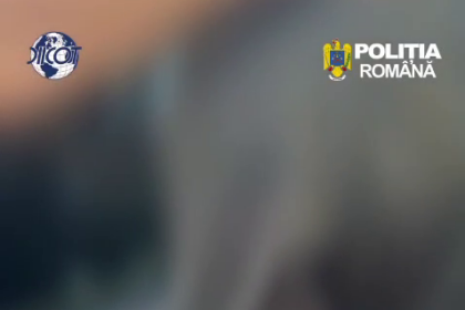 Doi tineri, reținuți după ce ar fi vândut canabis